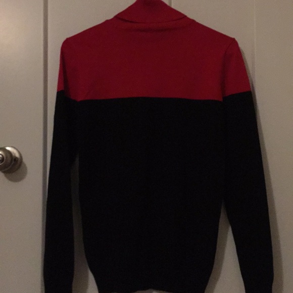 Calvin Klein Block red & black turtleneck sweater - Picture 2 of 2